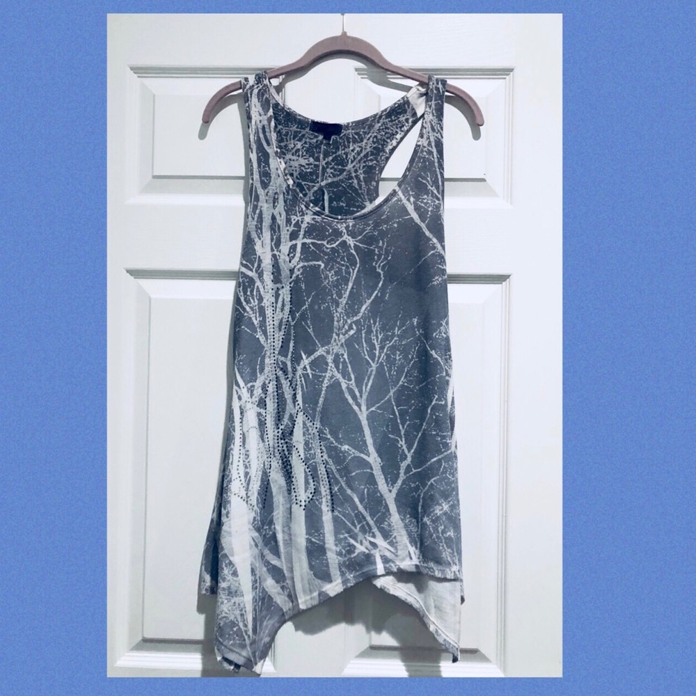 Cool design- Grey & white w/ rhinestone shirt